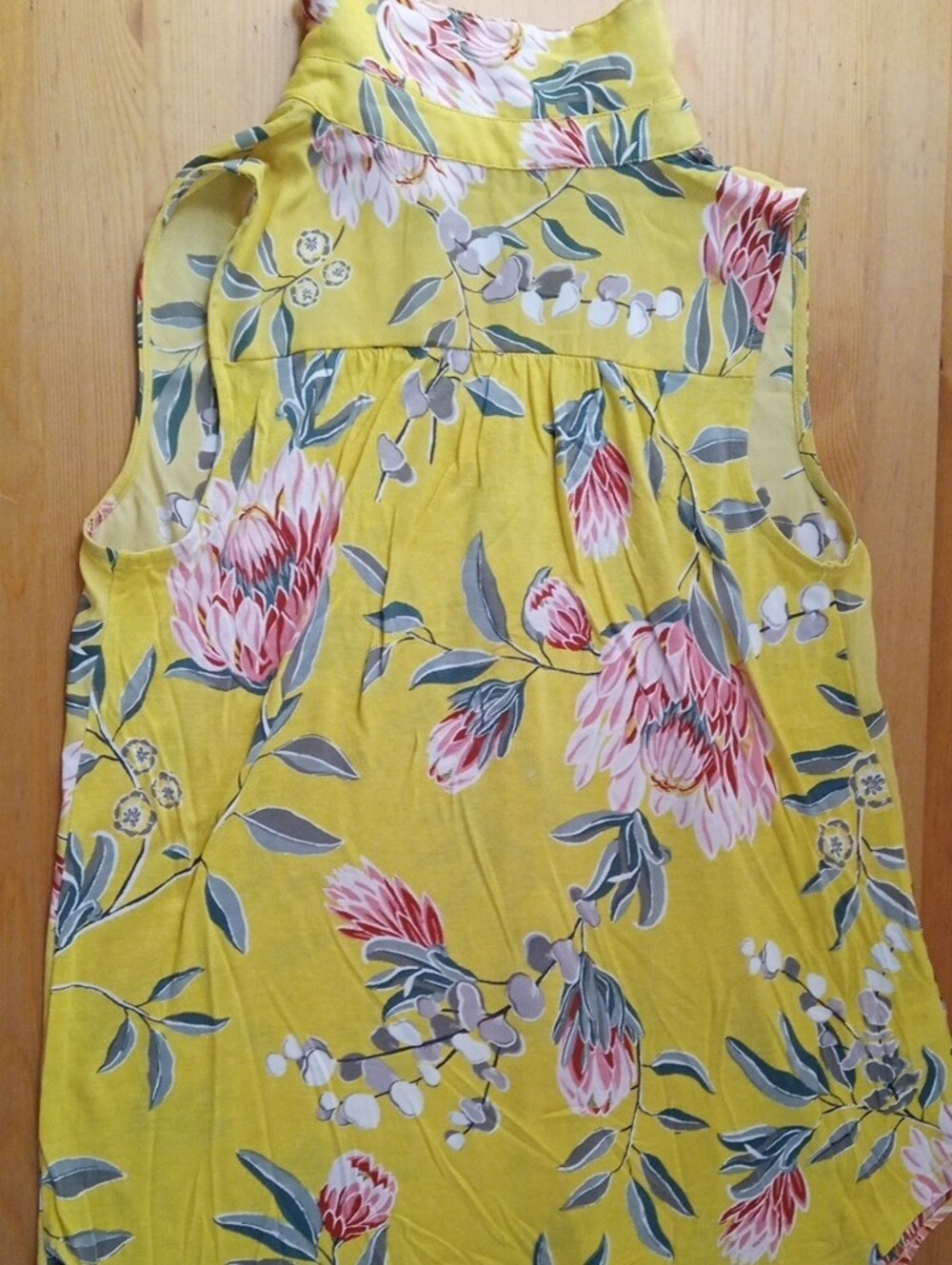LOFT Yellow Floral Tie-Front Sleeveless Camisole - Picture 6 of 7
